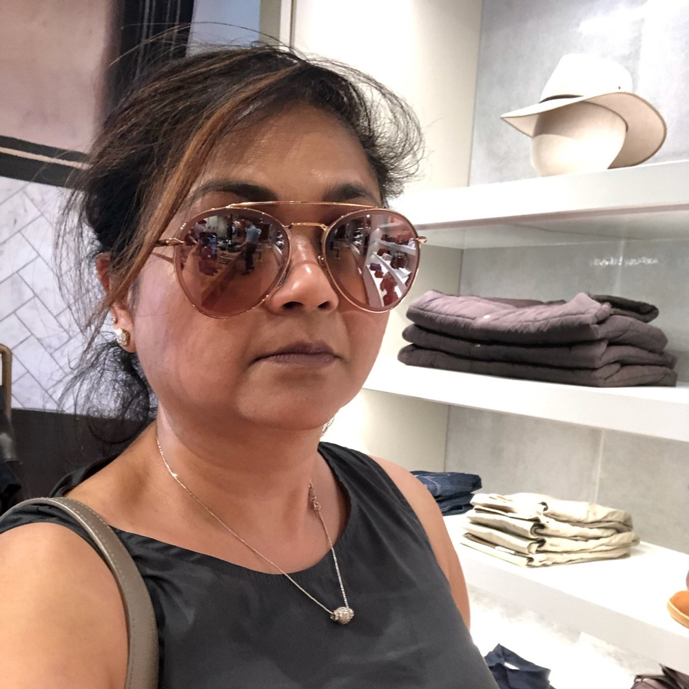 Meet your Posher, Sapna